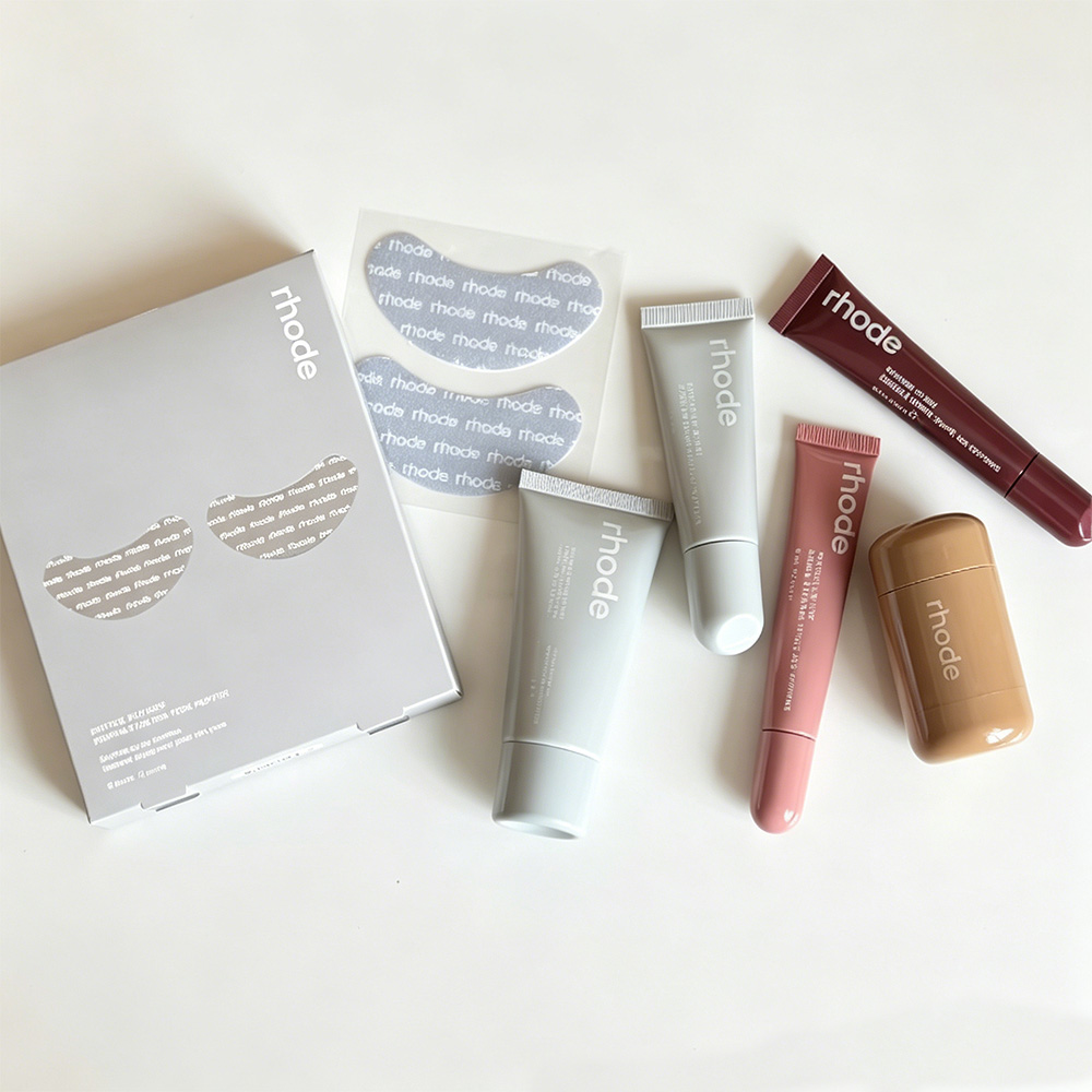로드 하이드레이팅 립 컬러 - 가볍고 생기있고 건조하지 - Huda Beauty Makeup Set 리뷰 및 가격