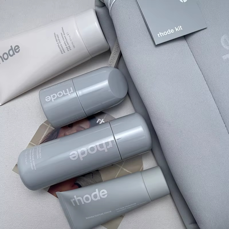 글레이징 미스트 모이스춰라이징 페이스 스프레이 밀크 에 - Huda Beauty Makeup Set 리뷰 및 가격