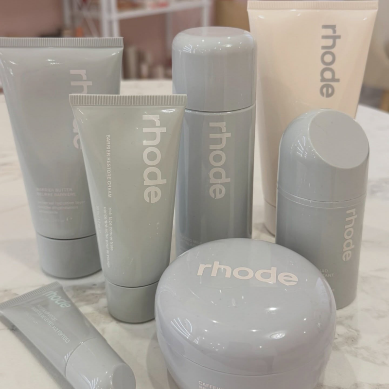 글레이징 미스트 모이스춰라이징 페이스 스프레이 밀크 에 - Huda Beauty Makeup Set 리뷰 및 가격